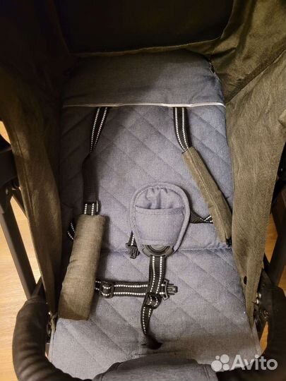 Коляска прогулочная