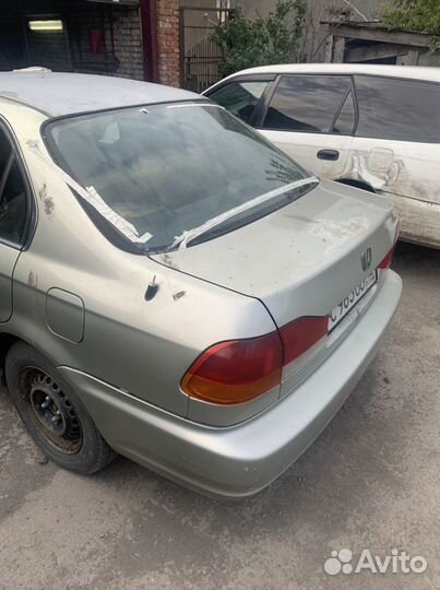 Хонда в разбор