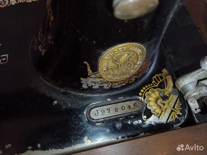 Швейная машинка зингер ножная