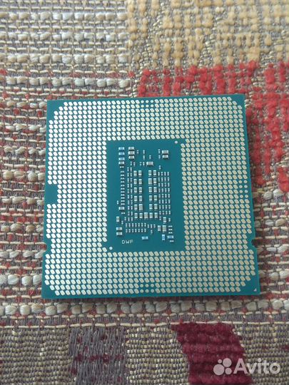 Intel core i3 10320 (с видеоядром)