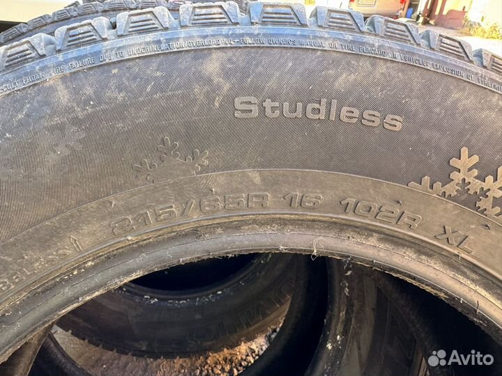 Kumho I'Zen KW31 215/60 R16