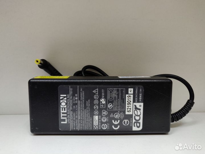 Зарядное устройство для ноутбука Acer Lenovo asus