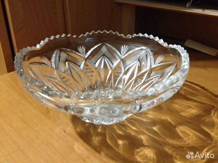 Ваза хрустальная 