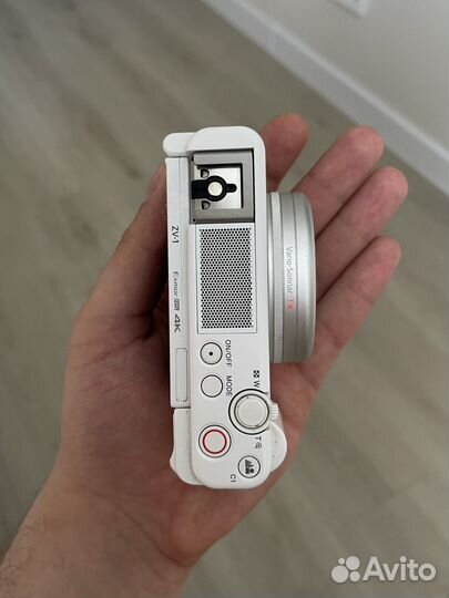Sony zv-1 white камера