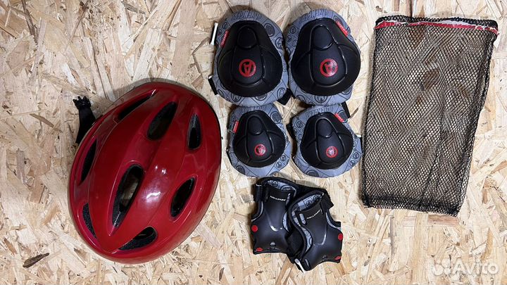 Детский шлем и защита Reaction