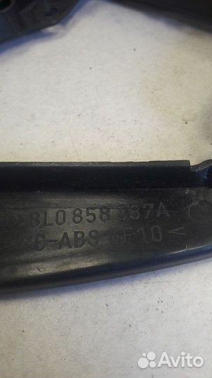 Направляющая заднего бампера правая Audi A3