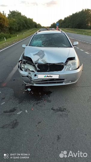 Toyota Corolla 2.0 МТ, 2002, битый, 150 000 км