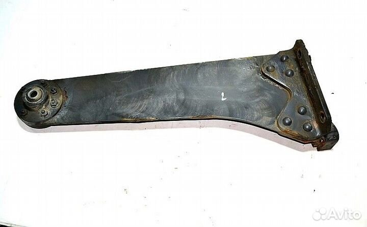 Реактивная тяга переднего моста, левая volvo FH (0