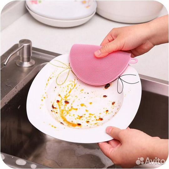 Многофункциональная силиконовая щётка-прихватка 