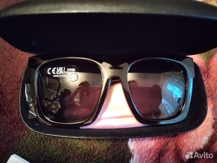 Солнцезащитные очки