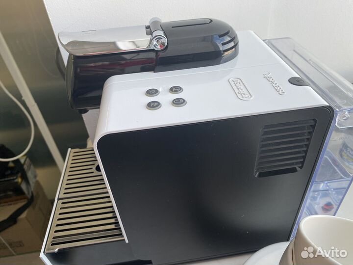 Кофемашина delonghi