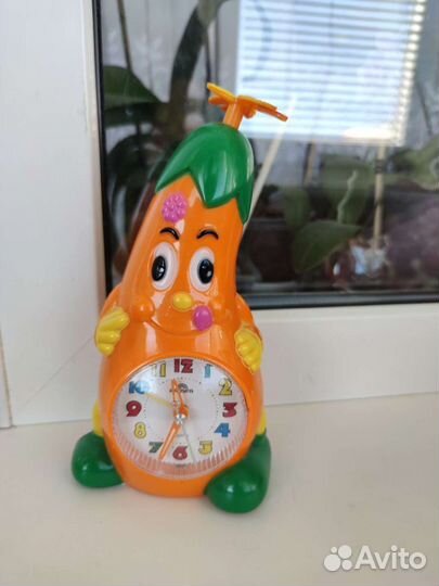Часы с будильником настольные детские