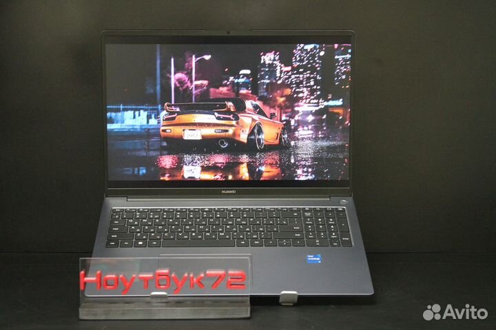 Стильный мощный ультрабук Huawei