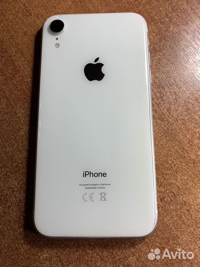 iPhone Xr, 64 ГБ