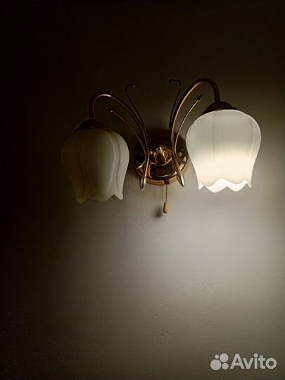 Настенный светильник бра