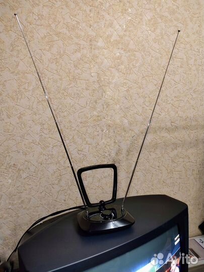 Антенна для тв комнатная активная Dexp AH-03