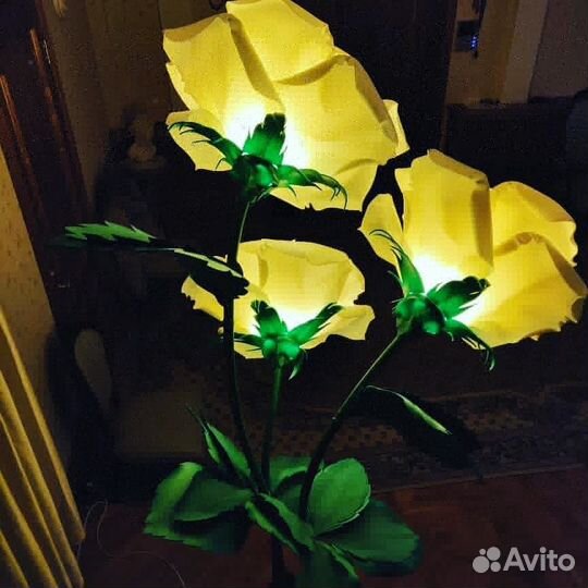 Светильник напольный розы