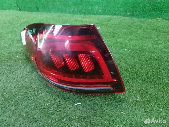 Фонарь задний наружный левый Mercedes-Benz GLE