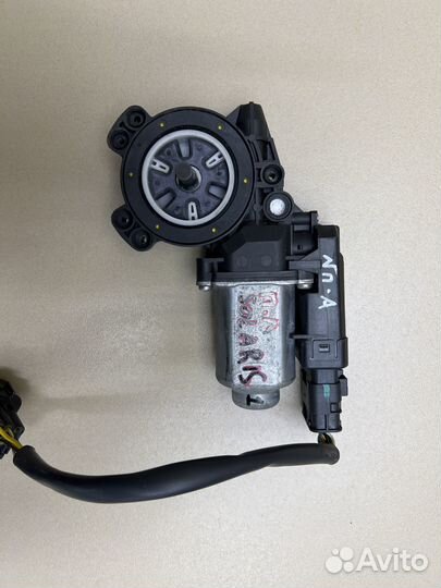 Моторчик стеклоподъемника Hyundai/Kia