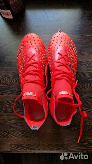 Футбольные бутсы Adidas predator