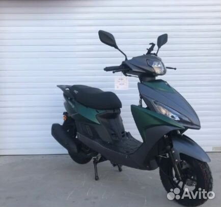 Скутер X-motors Corsa RS PRO - 200cc зеленый