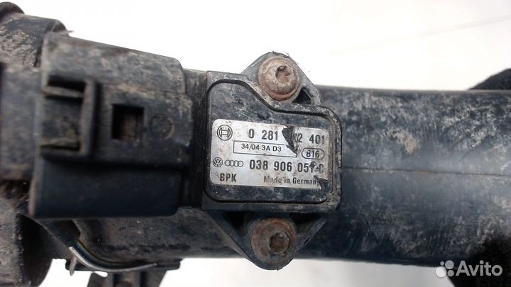 Патрубок интеркулера Volkswagen Transporter 5, 200