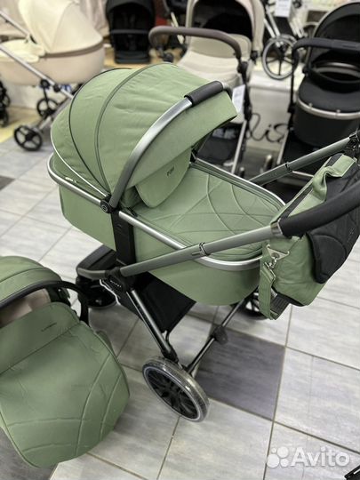 Коляска 3 в 1 Luxmom