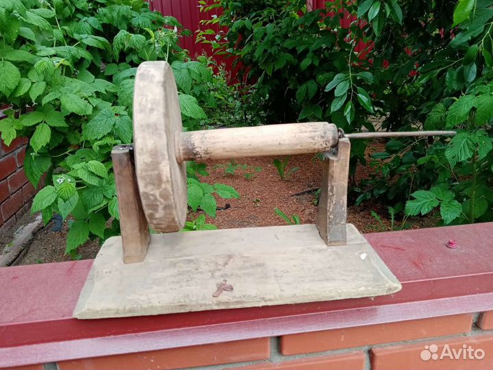 Старинное скально ткацкое