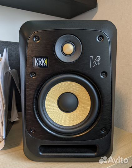 Студийные мониторы Krk v6 s4