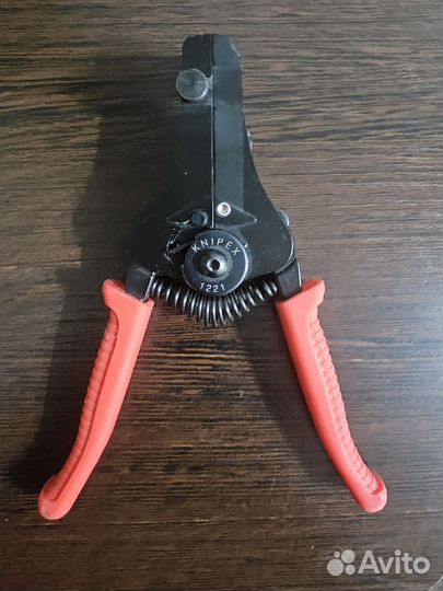 Стриппер Knipex KN-1221180