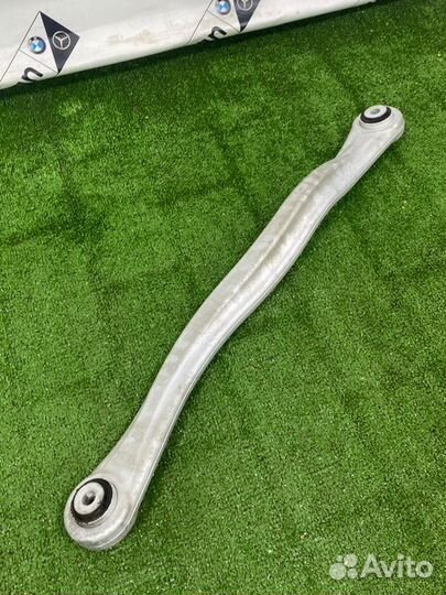 Рычаг задней подвески левый Mercedes-Benz