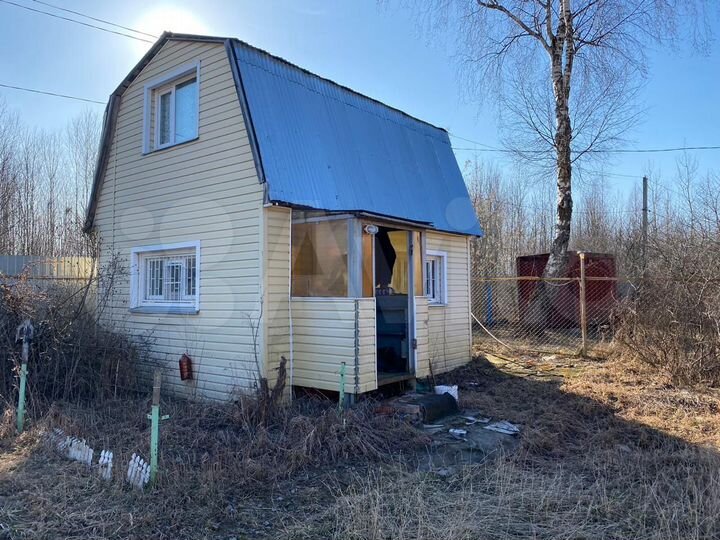 Дача 30 м² на участке 10 сот.