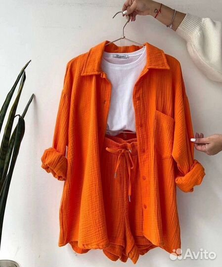 Костюм двойка женский с шортами