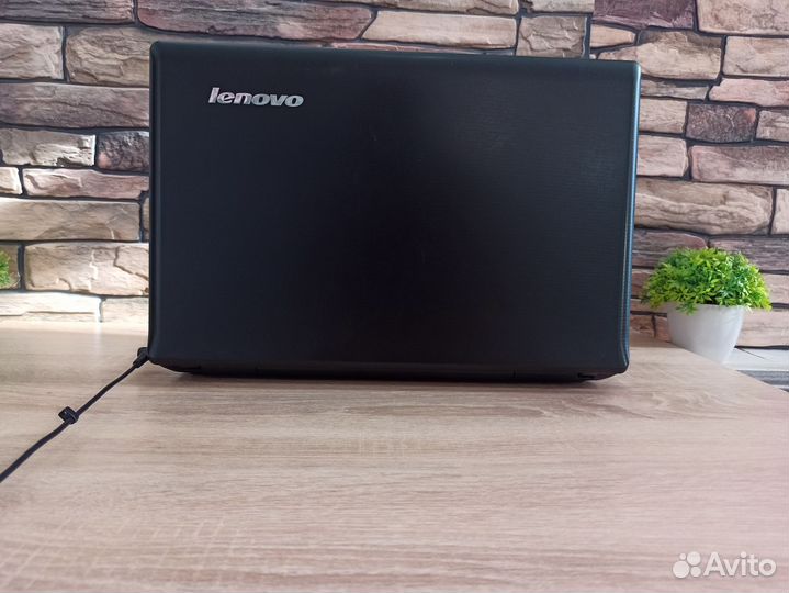 Надёжный ноутбук Lenovo, для работы и учёбы 4gb