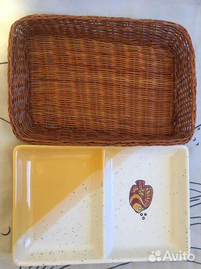 Форма керамическая двухсекционная в корзинке.Новая