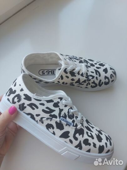 Кеды женские новые