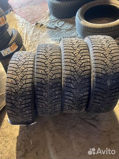 Bridgestone Blizzak Spike-02 185/65 R15