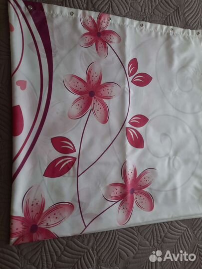 Занавеска для ванной комнаты