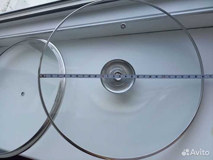 Крышки стеклянные 26 и 27,5 см