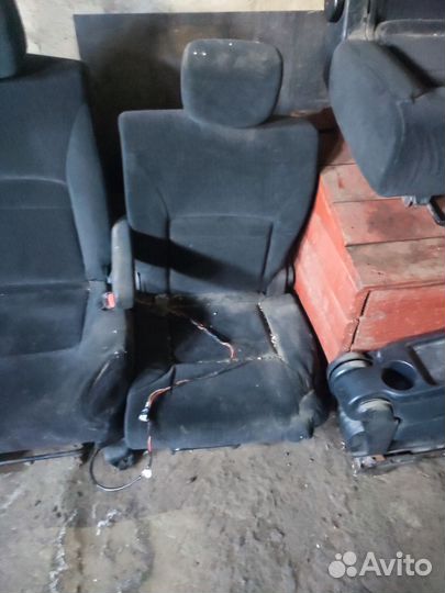 Nissan Serena сиденья