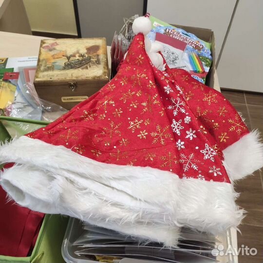 Колпак новогодний