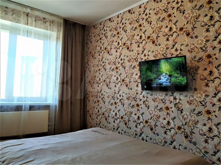 2-к. квартира, 67 м², 3/10 эт.