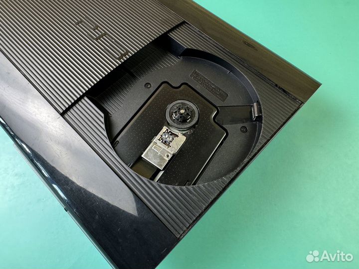 PS3 500GB 79 Игр 2 Геймпада Коробка