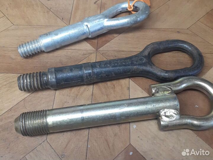 Буксировочная петля