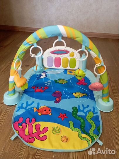 Развивающий коврик с пианино