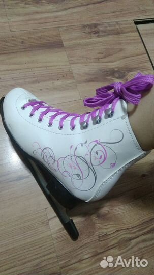 Коньки фигурные