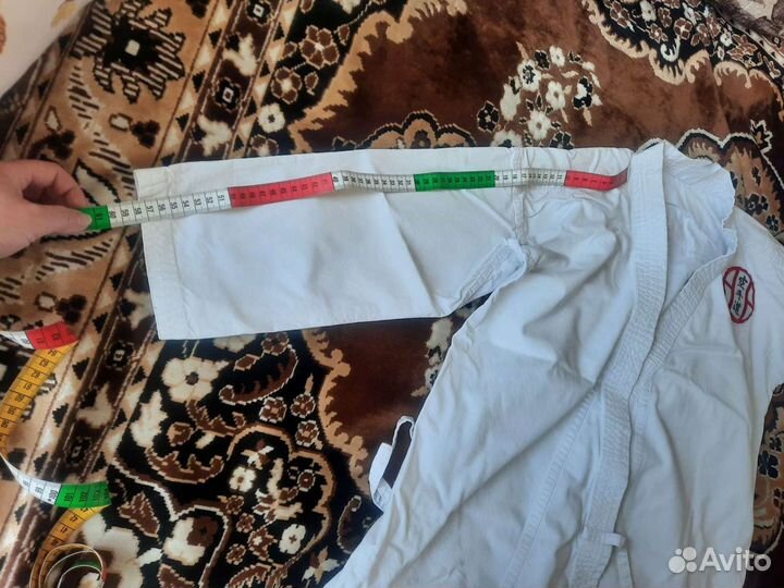 Форма для каратэ, перчатки, пояс