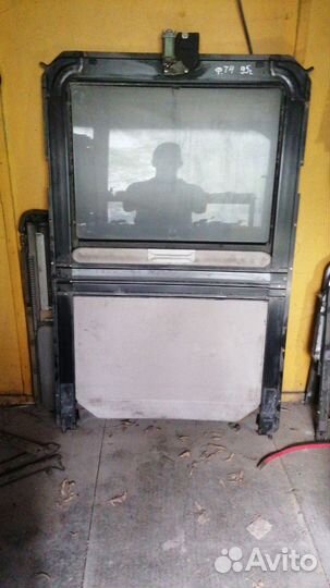 Стекло люка Ф. Т4 1995г оригинал