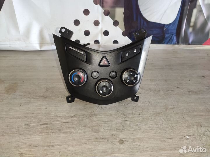 Блок климата Шевроле Авео Т300 Chevrolet Aveo T300