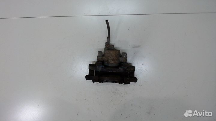 Суппорт Volvo V40, 2015